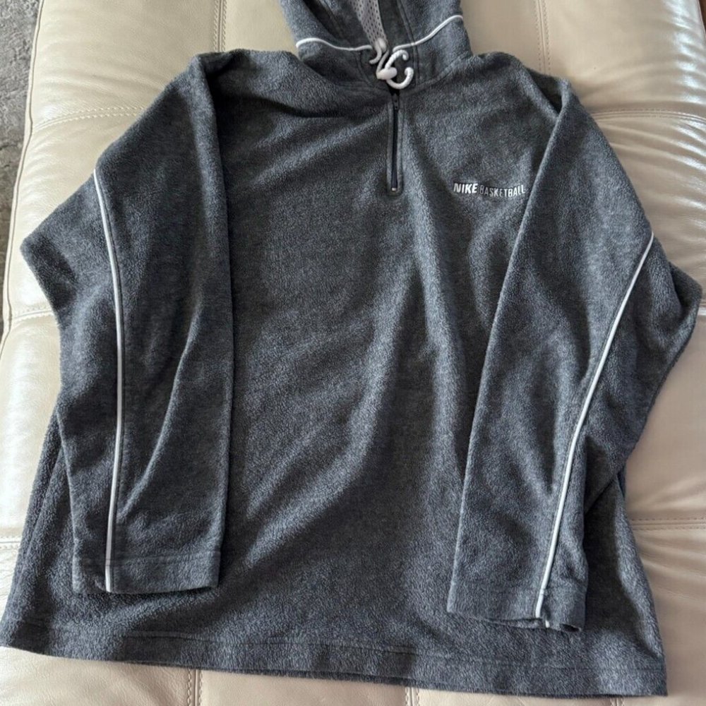 Nike Men's Active Sportswear Long Sleeve Fleece Basketball Workout Hoodie Large